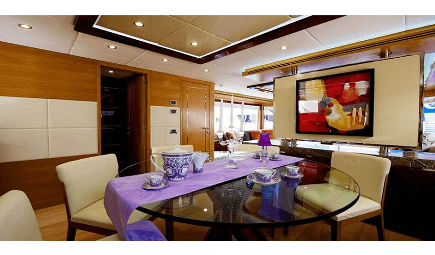 wazhir.com yacht rental dubai